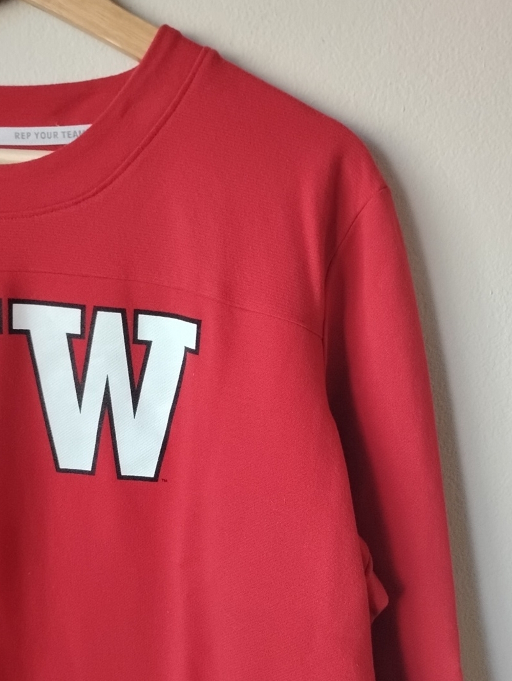 Under Armour Size XL Red UW Long-Sleeve Crewneck Sweatshirt - Picture 6 of 16